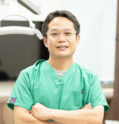 院長　藤木（歯科医師）